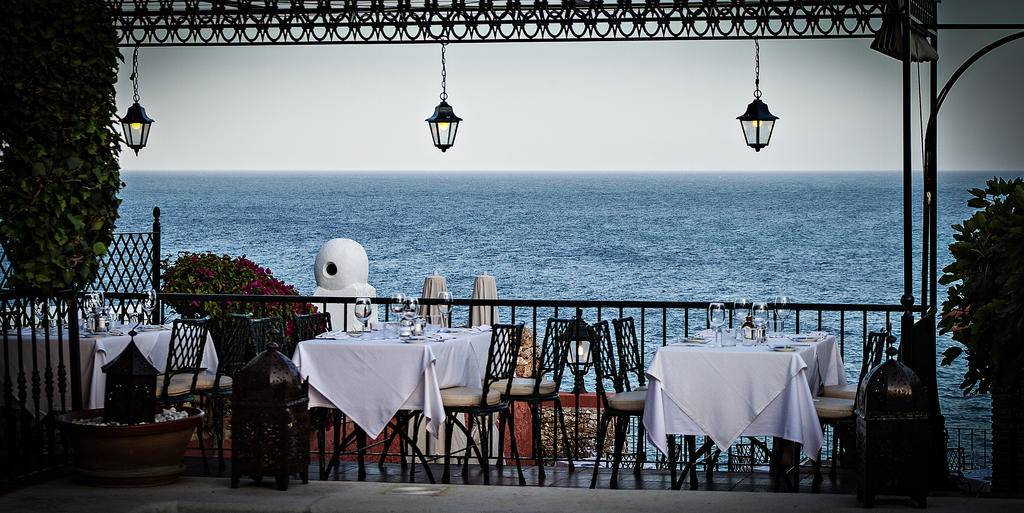 Hotel Carabeo Nerja Exterior foto